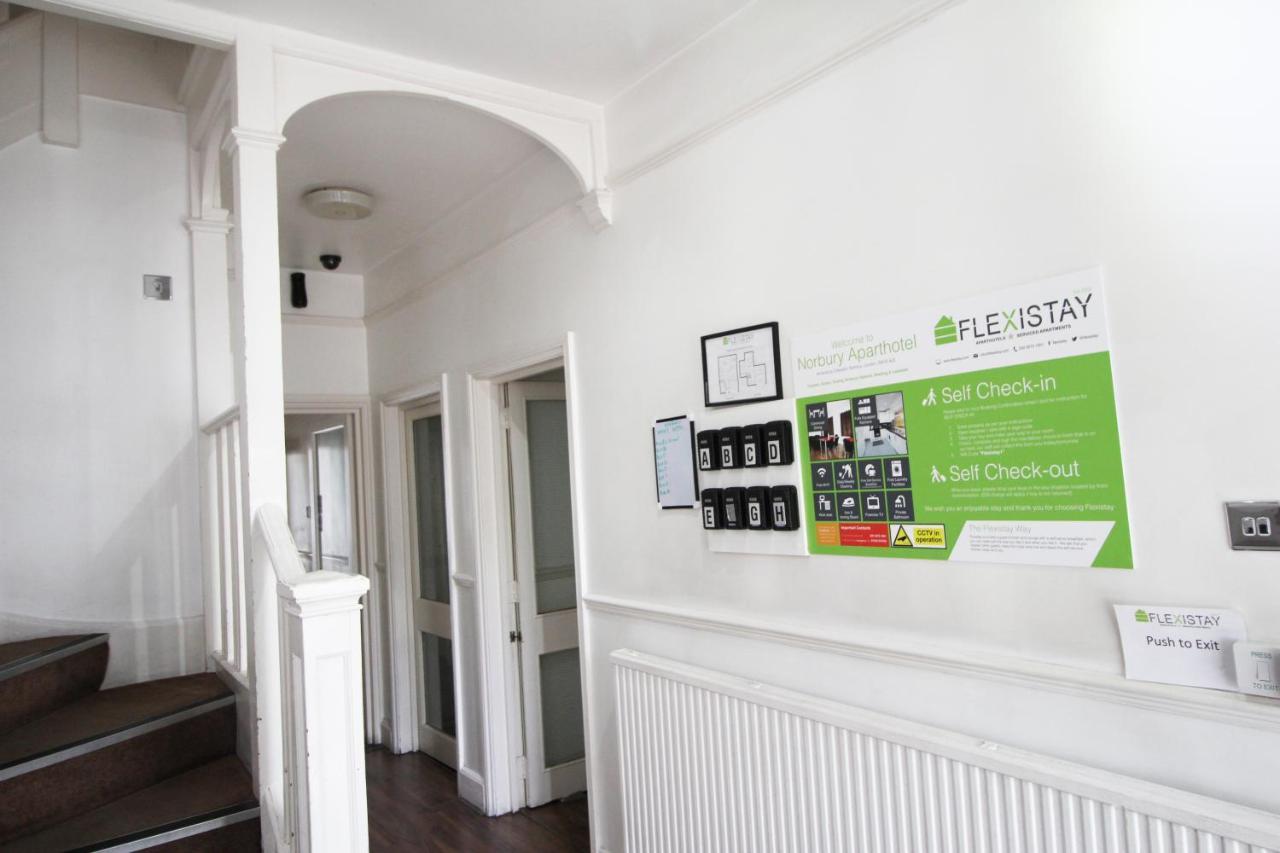 Flexistay Norbury Aparthotel 런던 외부 사진