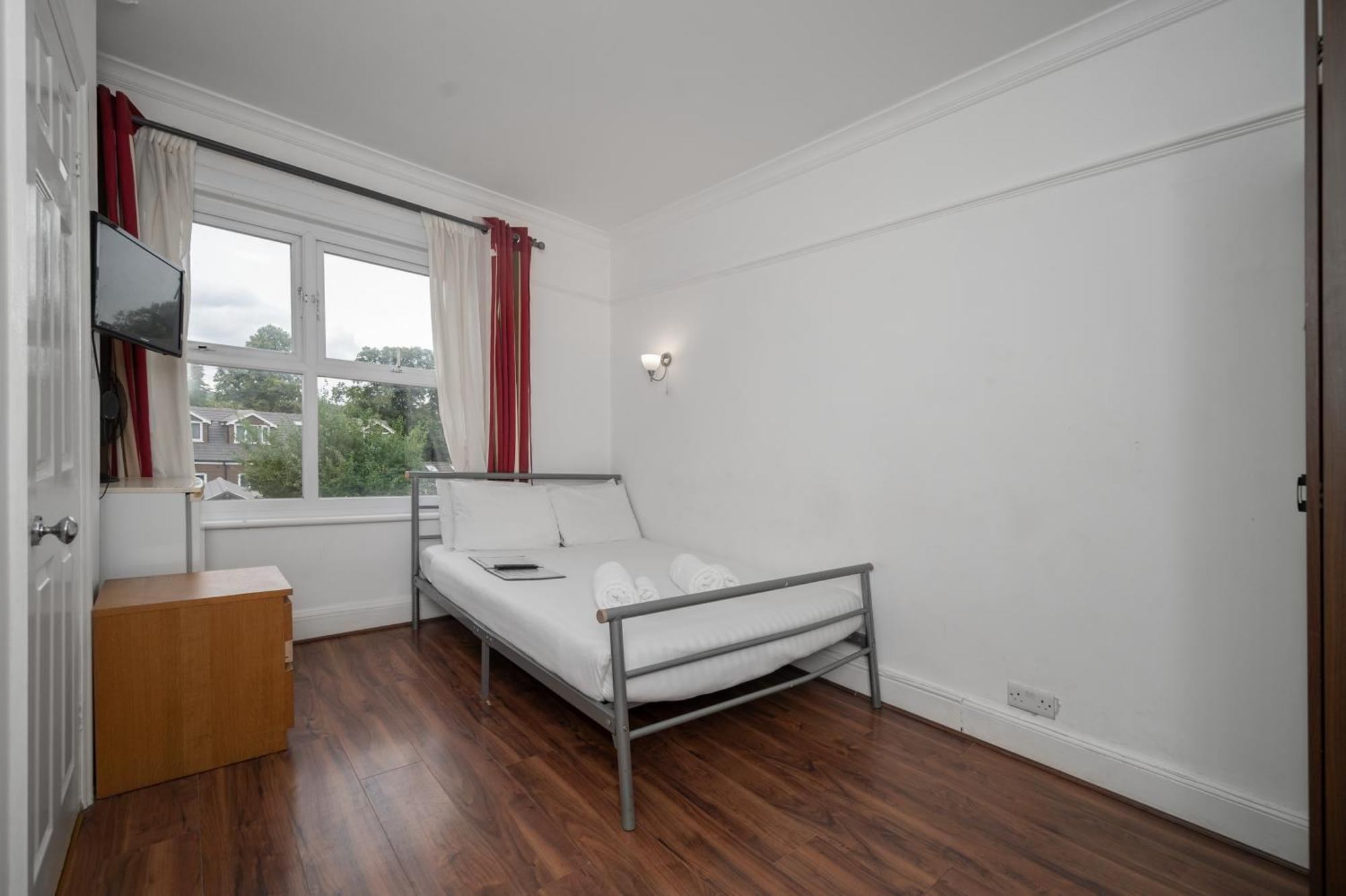Flexistay Norbury Aparthotel 런던 외부 사진