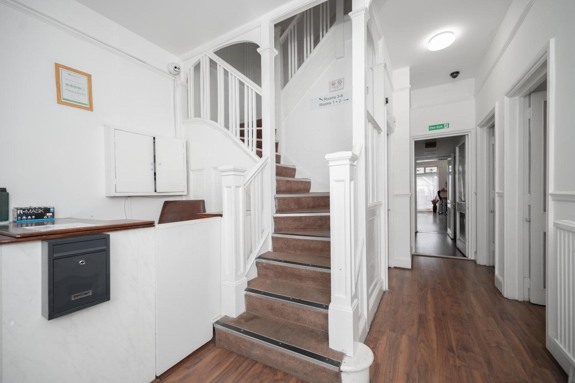 Flexistay Norbury Aparthotel 런던 외부 사진