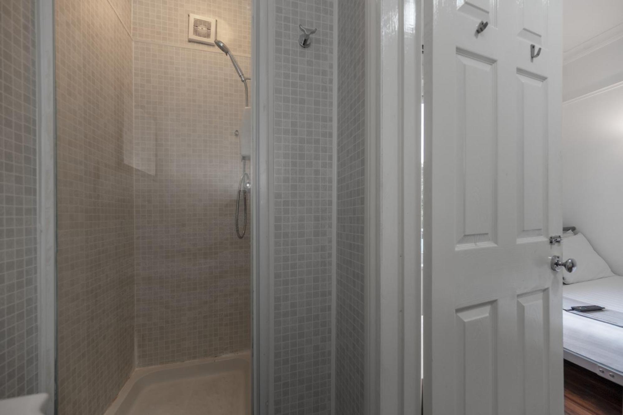 Flexistay Norbury Aparthotel 런던 외부 사진