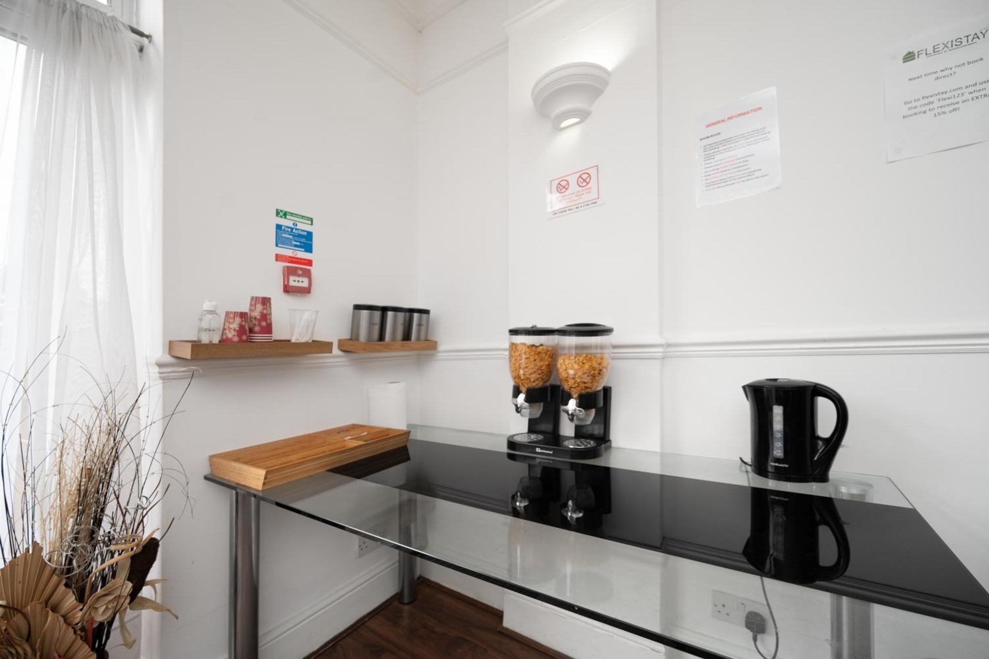 Flexistay Norbury Aparthotel 런던 외부 사진