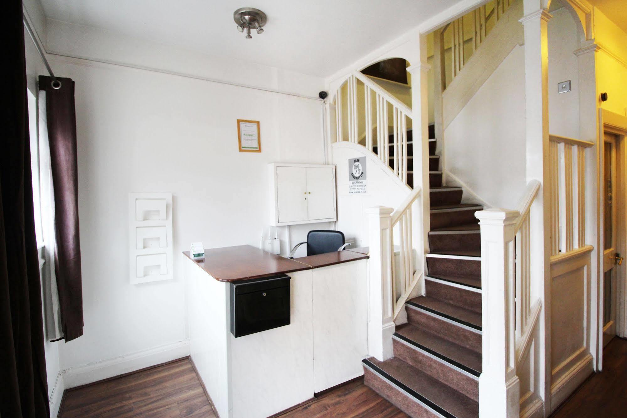 Flexistay Norbury Aparthotel 런던 외부 사진